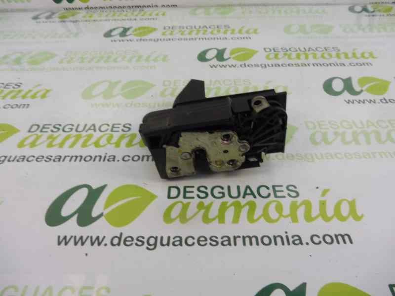 Recambio de cerradura puerta trasera derecha para dacia sandero stepway referencia OEM IAM 825022281RD  