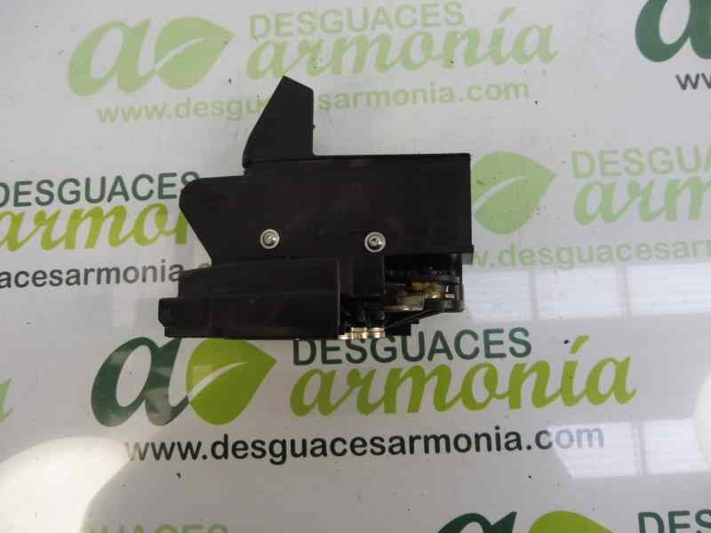 Recambio de cerradura puerta trasera derecha para dacia sandero stepway referencia OEM IAM 825022281RD  
