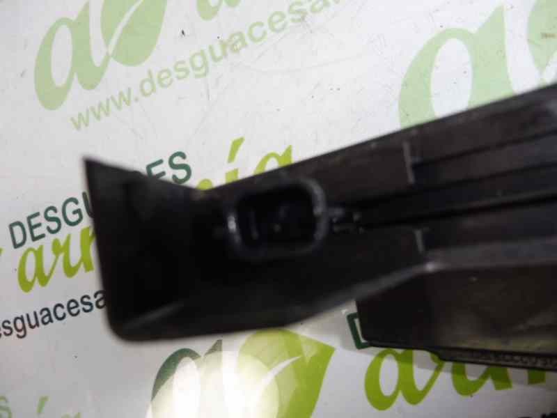Recambio de cerradura puerta trasera derecha para dacia sandero stepway referencia OEM IAM 825022281RD  