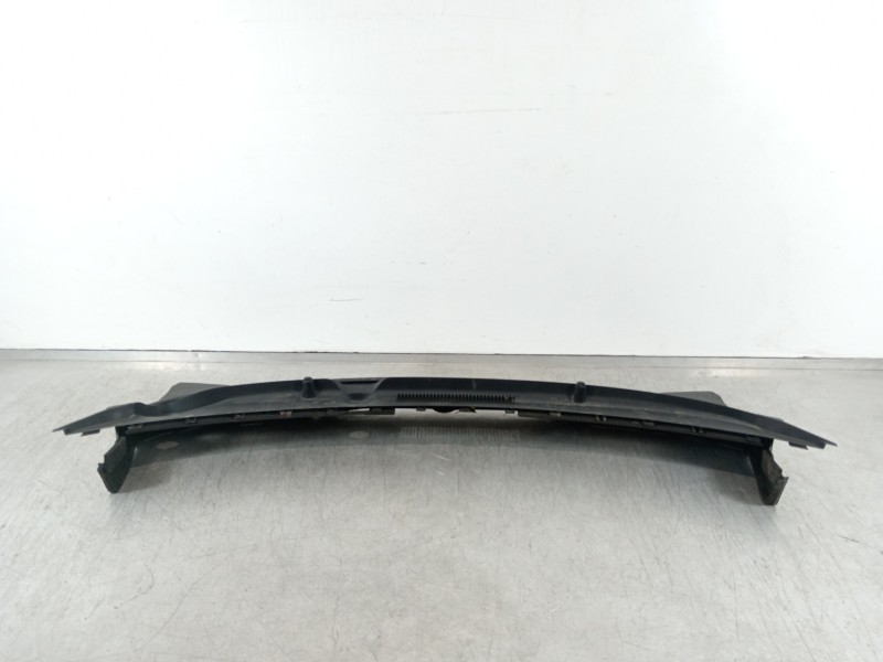 Recambio de torpedo para hyundai kona klass hybrid 2wd referencia OEM IAM 86150J9000  