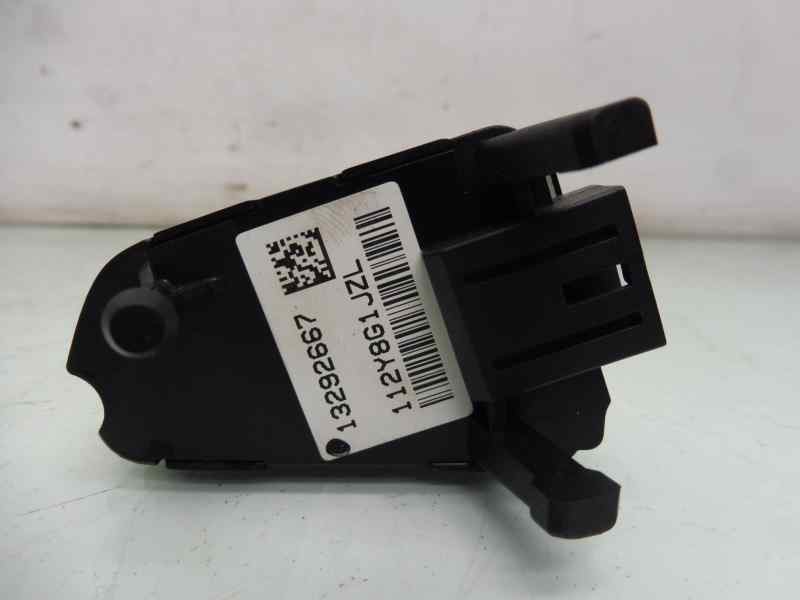 Recambio de mando volante para chevrolet cruze ls referencia OEM IAM 13292667  