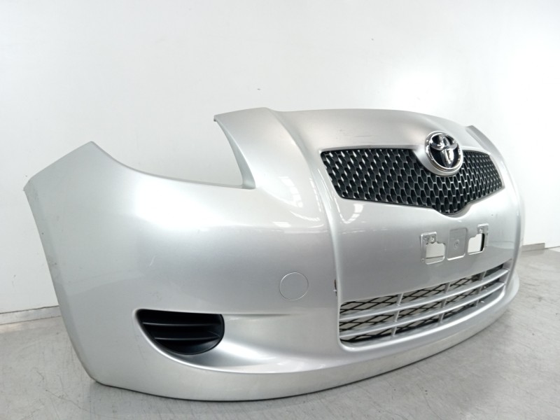 Recambio de paragolpes delantero para toyota yaris (ksp9/scp9/nlp9) básico referencia OEM IAM 5219-0D130  