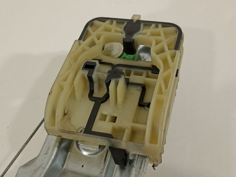 Recambio de elevalunas trasero izquierdo para ford focus lim. (cb8) trend referencia OEM IAM BM51A27001BC  