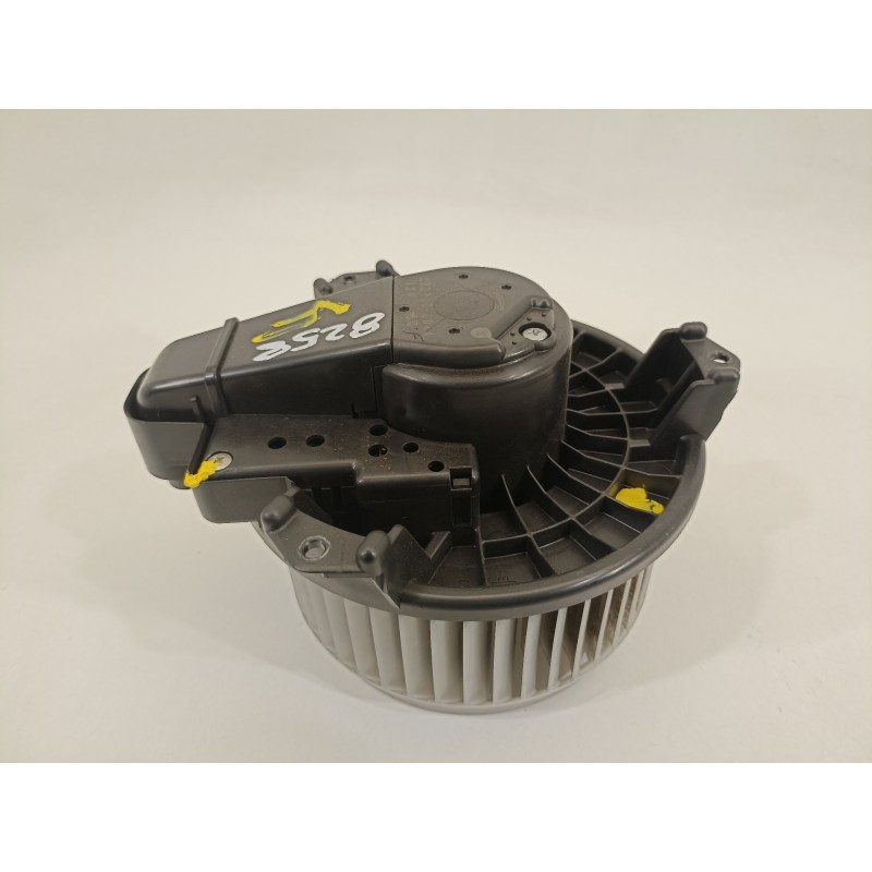 Recambio de ventilador calefaccion para toyota rav 4 (a3) executive referencia OEM IAM 2727008044  