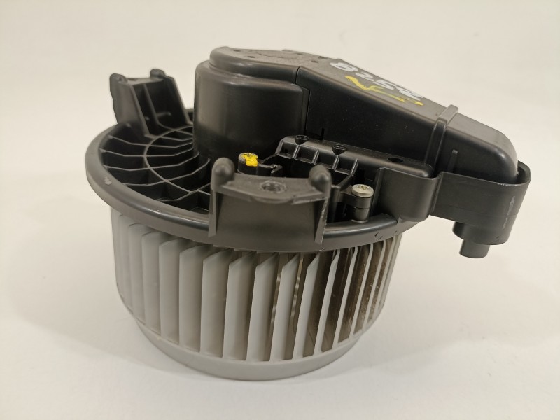 Recambio de ventilador calefaccion para toyota rav 4 (a3) executive referencia OEM IAM 2727008044  