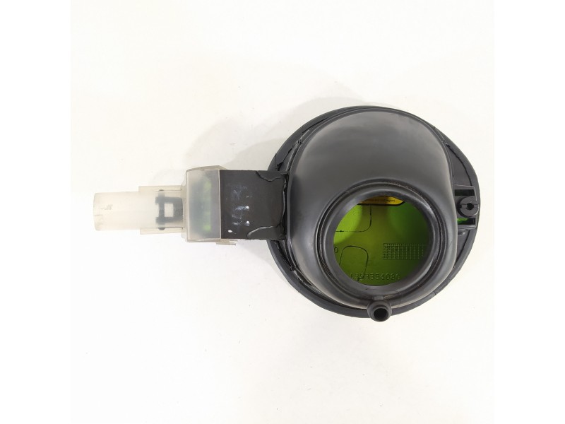 Recambio de tapa exterior combustible para fiat fiorino básico familiar referencia OEM IAM 1353354080  