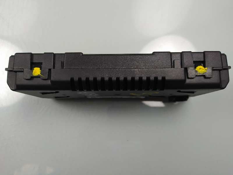 Recambio de pantalla multifuncion para opel insignia berlina cosmo referencia OEM IAM 12844841G  