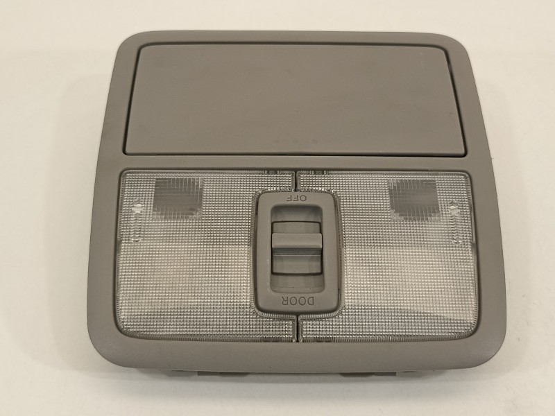Recambio de luz interior para toyota rav 4 (a3) executive referencia OEM IAM 8126042010  