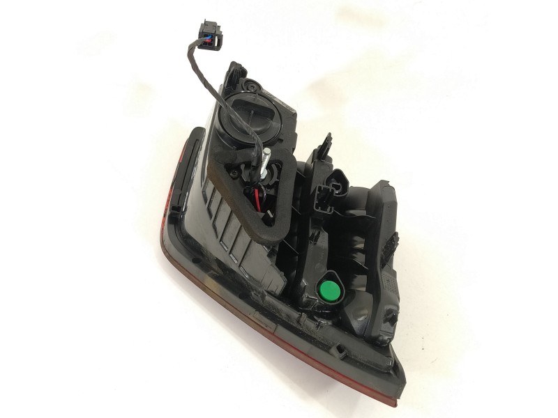 Recambio de piloto trasero derecho para peugeot 308 style referencia OEM IAM 9677818280  