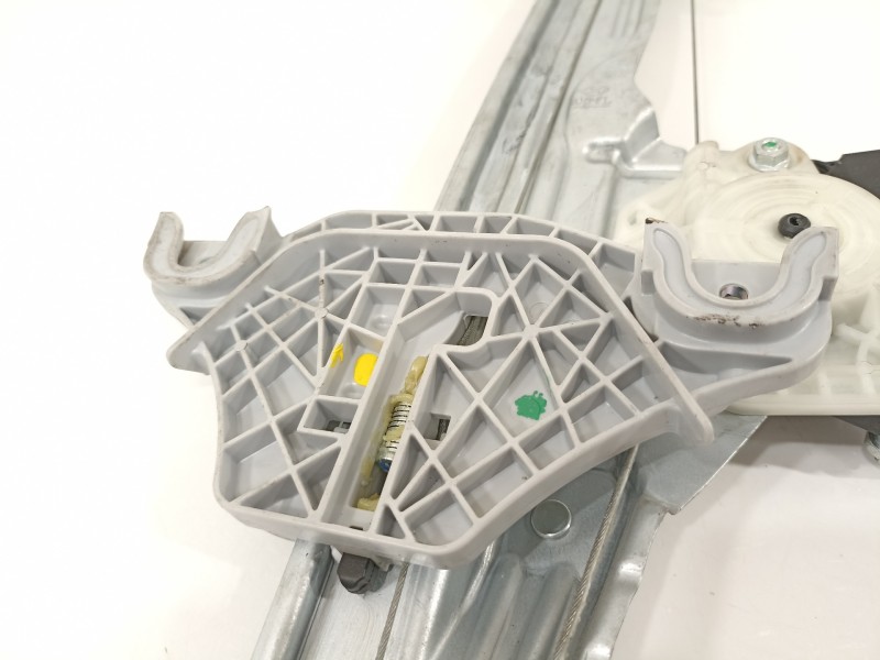 Recambio de elevalunas delantero izquierdo para hyundai kona klass hybrid 2wd referencia OEM IAM 82401J9010 82450J9000 