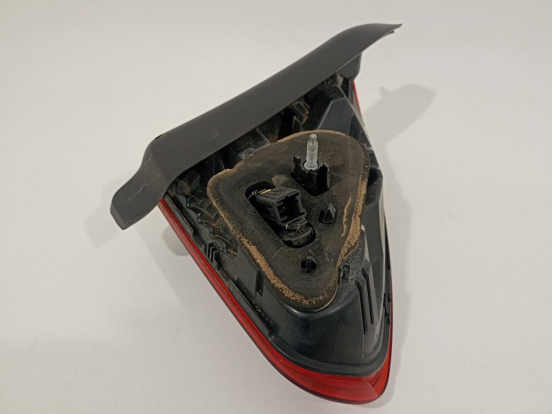 Recambio de piloto trasero derecho para peugeot 2008 (--.2013) active referencia OEM IAM 9814855480  