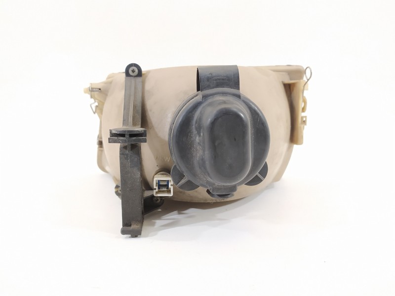 Recambio de faro derecho para peugeot 309 básico referencia OEM IAM 082609 67522245 