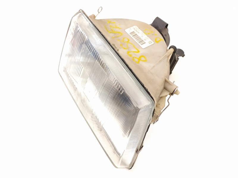 Recambio de faro derecho para peugeot 309 básico referencia OEM IAM 082609 67522245 