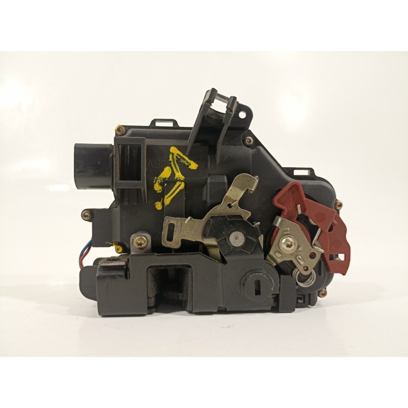 Recambio de cerradura puerta trasera derecha para audi a4 avant (8e) 1.9 tdi (96kw) referencia OEM IAM 8E0839016C  