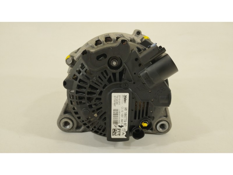 Recambio de alternador para peugeot 208 access referencia OEM IAM 9818677980 2713135A TG12C261