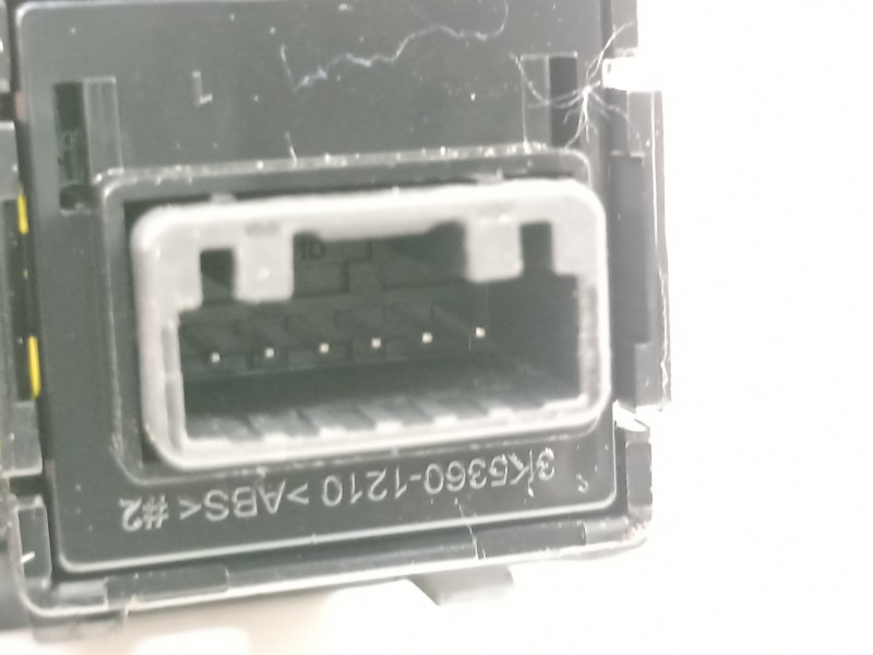 Recambio de warning para hyundai kona klass hybrid 2wd referencia OEM IAM 93790J9000  