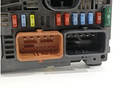 Recambio de caja reles / fusibles para peugeot 5008 sport pack referencia OEM IAM 9667044980 BSMR0200  2