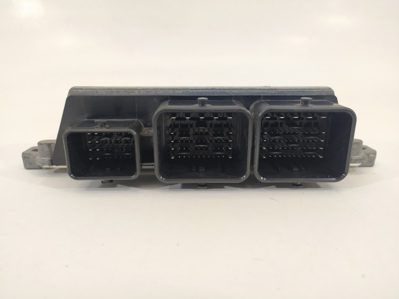 Recambio de centralita motor uce para peugeot 208 access referencia OEM IAM 9811545080 9800913080 170642447