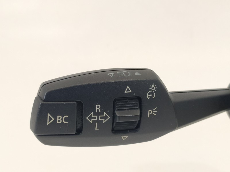 Recambio de mando intermitentes para bmw serie 1 berlina (e81/e87) 120d referencia OEM IAM 01108100 01208120 01418368