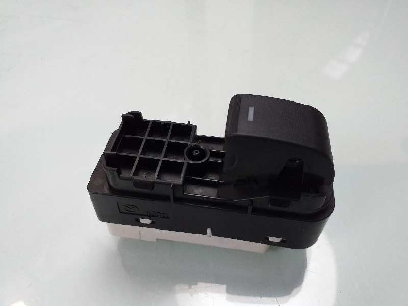 Recambio de mando elevalunas trasero izquierdo para mazda 3 lim. (bl) active referencia OEM IAM BBP366380A 5AA710EA03 