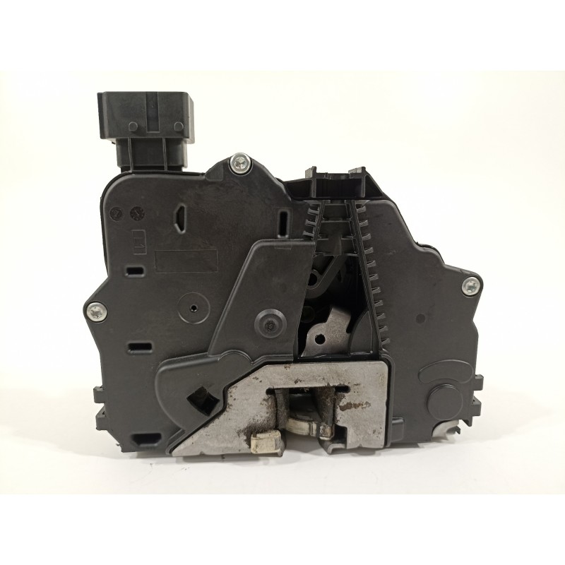 Recambio de cerradura puerta delantera izquierda para opel corsa d catch me referencia OEM IAM 13258271  