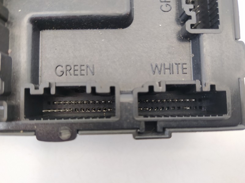 Recambio de modulo electronico para ford fiesta (cb1) ambiente referencia OEM IAM 8V5115K600CJ  