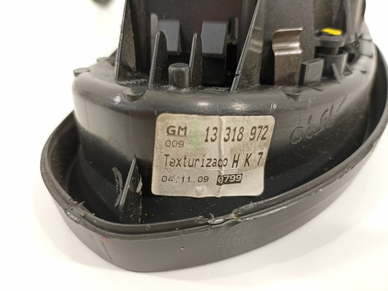 Recambio de retrovisor izquierdo para opel corsa d catch me referencia OEM IAM 13318972  