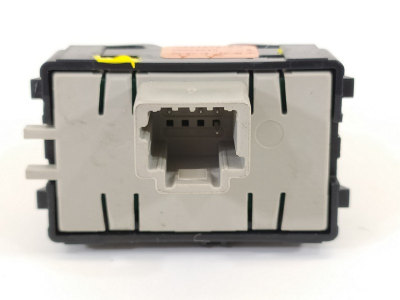 Recambio de interruptor para dacia sandero stepway comfort referencia OEM IAM 284487915R  