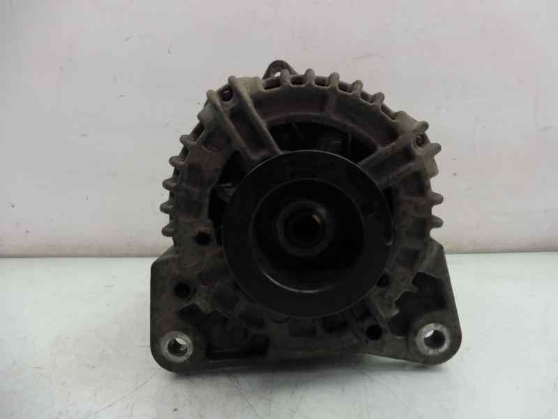 Recambio de alternador para renault clio iii confort dynamique referencia OEM IAM 8200323137 0124425034 
