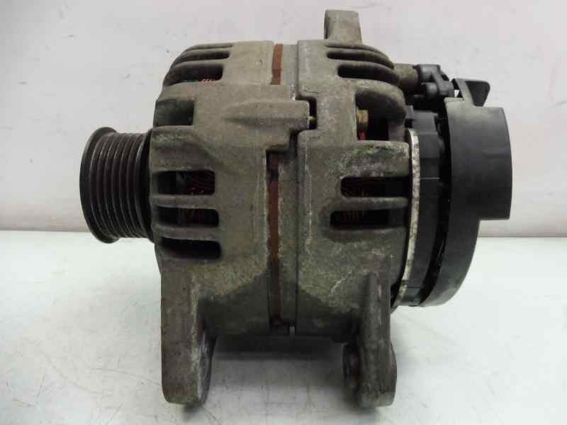 Recambio de alternador para renault clio iii confort dynamique referencia OEM IAM 8200323137 0124425034 