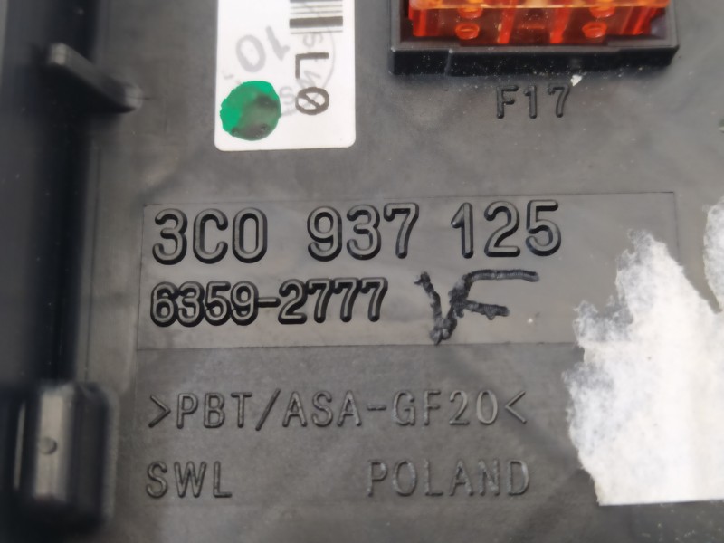 Recambio de caja reles / fusibles para volkswagen passat berlina (3c2) advance referencia OEM IAM 3C0937125  