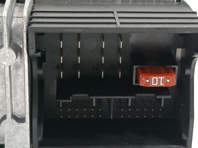 Recambio de sistema audio / radio cd para bmw serie 3 berlina (e90) 320d referencia OEM IAM 65129133335  