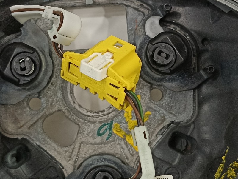 Recambio de volante para volkswagen t-roc advance referencia OEM IAM 5TA419091AM  