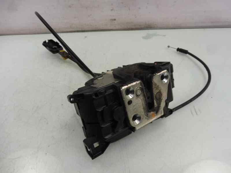 Recambio de cerradura puerta delantera derecha para renault clio iii confort dynamique referencia OEM IAM 8200300127C  