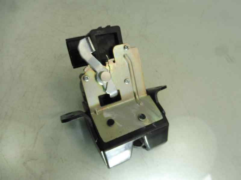 Recambio de cerradura puerta delantera derecha para renault clio iii confort dynamique referencia OEM IAM 8200300127C  