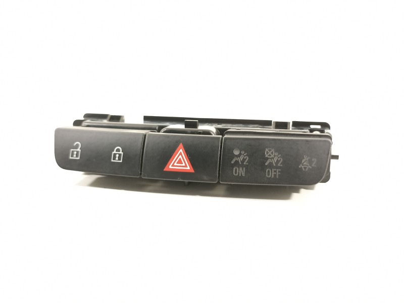 Recambio de warning para opel insignia berlina cosmo referencia OEM IAM 13324594  