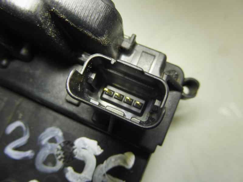 Recambio de cerradura puerta delantera derecha para renault clio iii confort dynamique referencia OEM IAM 8200300127C  