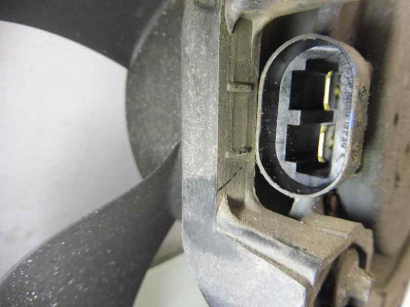 Recambio de electroventilador para renault clio iii confort dynamique referencia OEM IAM 8200525991 1831441000 