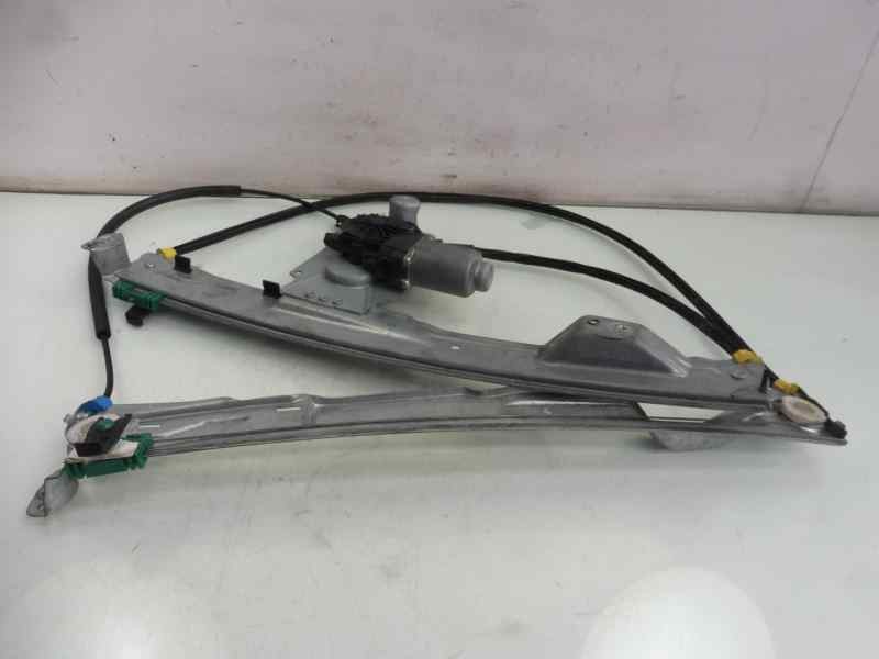 Recambio de elevalunas delantero derecho para renault clio iii confort dynamique referencia OEM IAM   