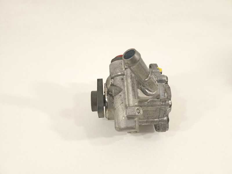 Recambio de bomba direccion para bmw serie 3 berlina (e90) 320d referencia OEM IAM 7692974546  