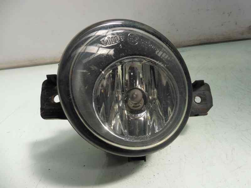 Recambio de faro antiniebla izquierdo para renault clio iii confort dynamique referencia OEM IAM 8200002469  