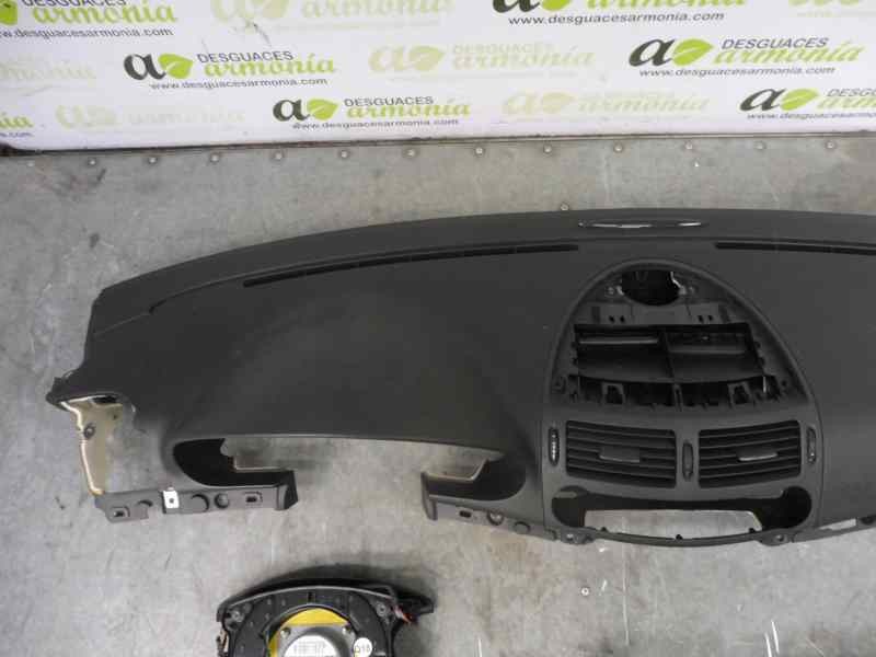 Recambio de kit airbag para mercedes-benz clase e (w211) berlina e 320 cdi (211.026) referencia OEM IAM A2118205785  