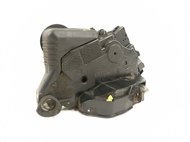 Recambio de cerradura puerta delantera derecha para toyota yaris (ksp9/scp9/nlp9) básico referencia OEM IAM 690300D140  