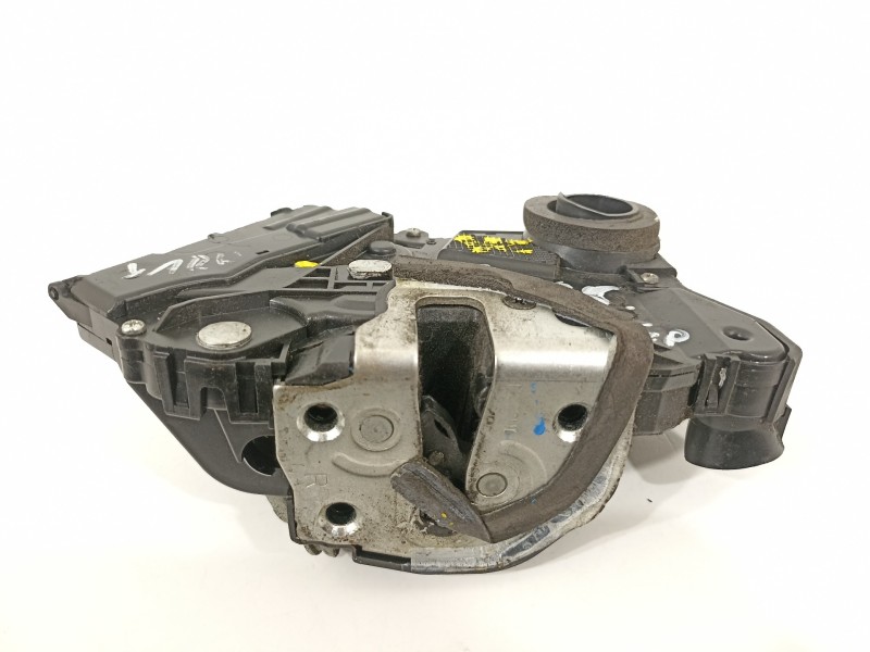 Recambio de cerradura puerta delantera derecha para toyota yaris (ksp9/scp9/nlp9) básico referencia OEM IAM 690300D140  