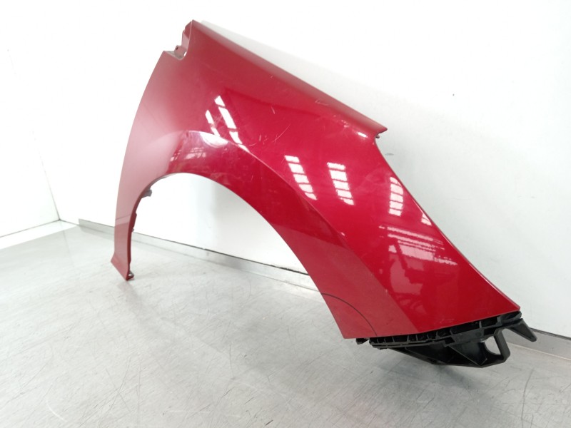 Recambio de aleta delantera derecha para peugeot 308 confort referencia OEM IAM 9656738480  