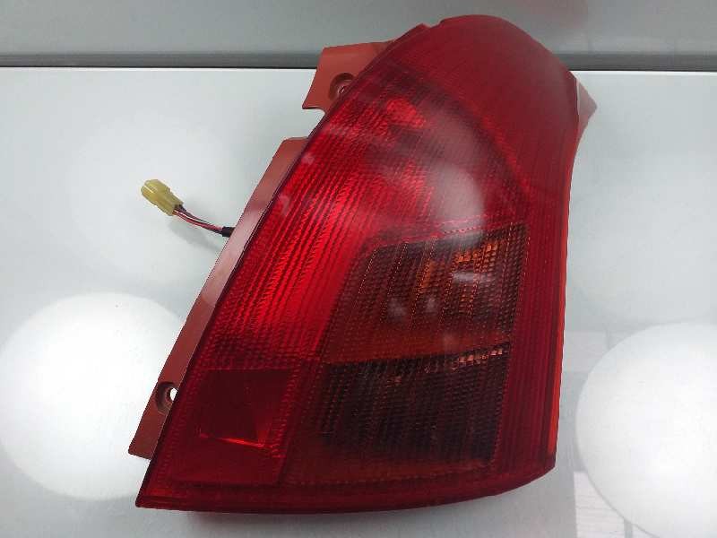 Recambio de piloto trasero derecho para suzuki swift berlina (mz) gl (5-ptas.) referencia OEM IAM 3565054G00  