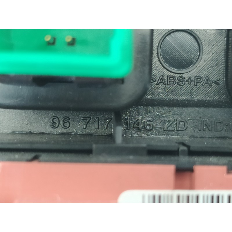 Recambio de mando multifuncion para citroën c4 lim. 1.6 blue-hdi fap referencia OEM IAM 96717146ZD 9666425877 
