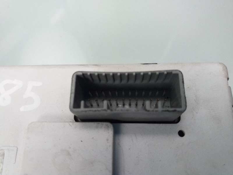 Recambio de pantalla multifuncion para renault master kasten l3h3 gka 3,5t referencia OEM IAM 280346458R  