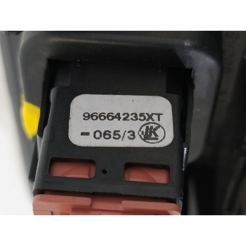 Recambio de mando multifuncion para citroën c4 lim. 1.6 blue-hdi fap referencia OEM IAM 96717146ZD 9666425877 