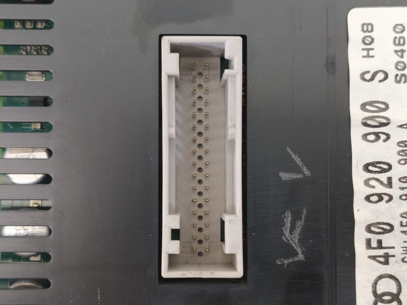 Recambio de cuadro instrumentos para audi a6 berlina (4f2) 3.0 tdi quattro (165kw) referencia OEM IAM 4F0920900S 4F0910900 